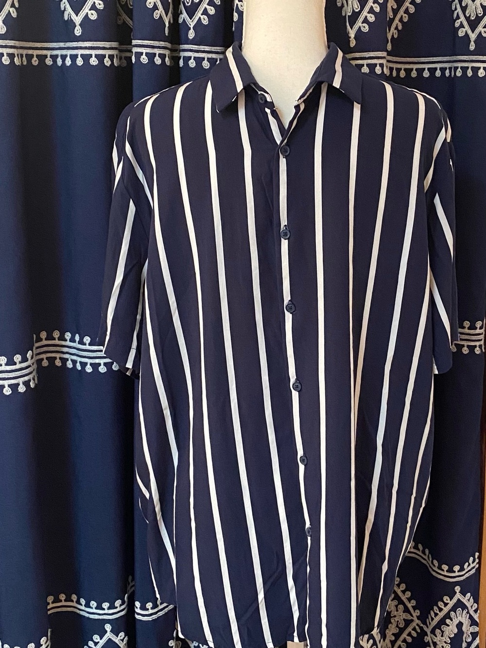 Denim & Flower Navy and White Vertical Stripe Casual Button-Down Shirt